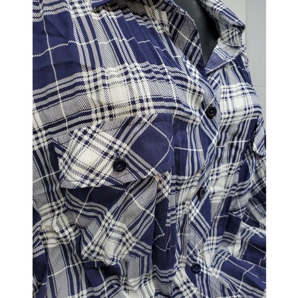 TORRID blue white Challis Plaid shirt PLUS 4X - Picture 9 of 10